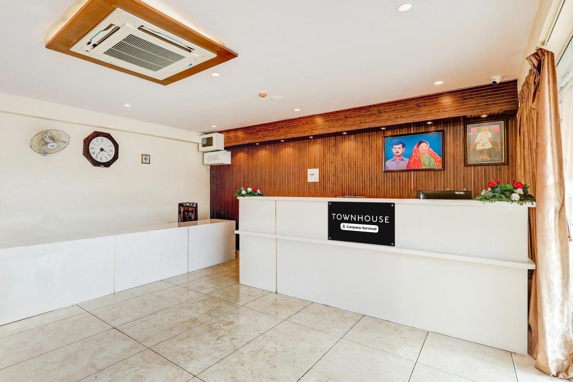 Townhouse Pendurthi Visakhapatnam Hotell Sabbavaram Exteriör bild