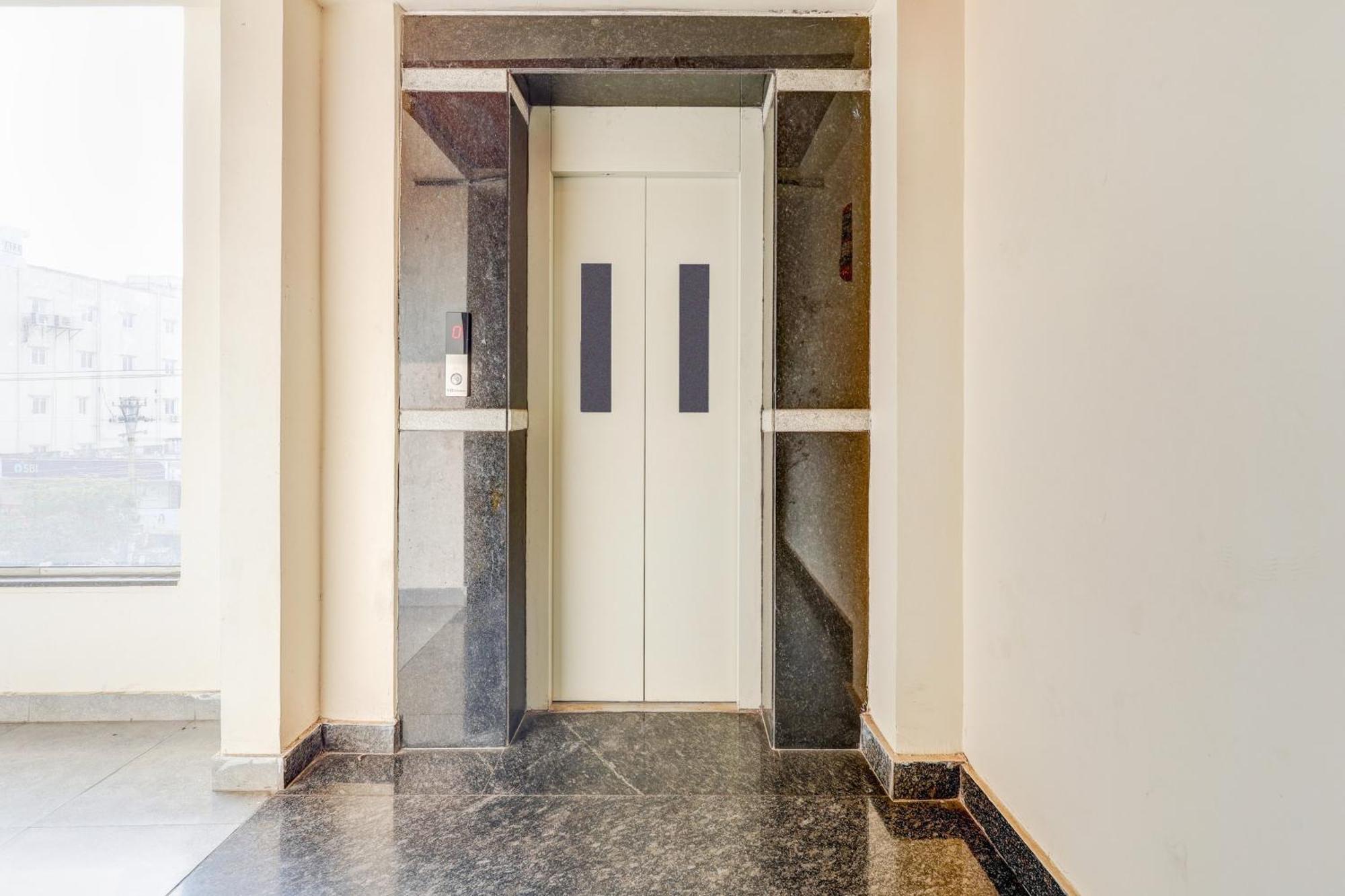 Townhouse Pendurthi Visakhapatnam Hotell Sabbavaram Exteriör bild